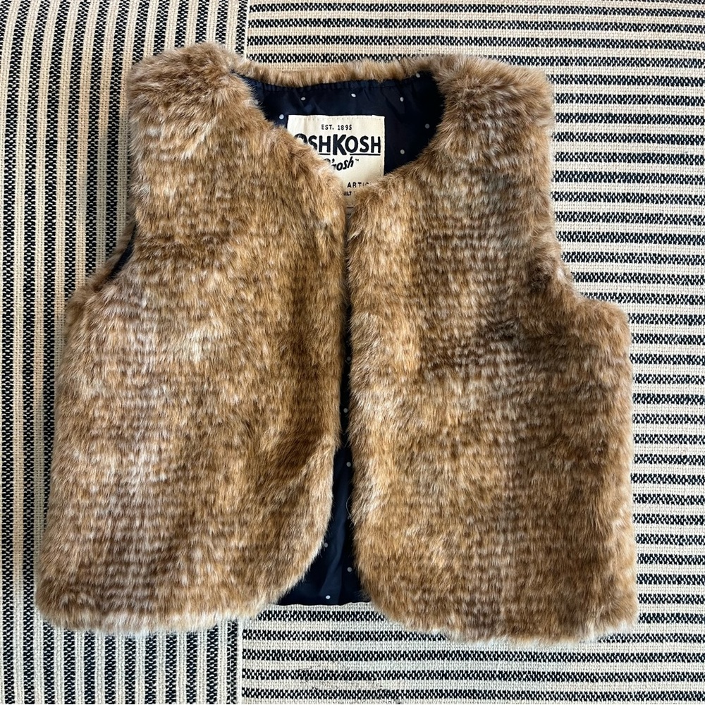 Baby Girl OshKosh B'gosh Faux Fur Vest 6-9m